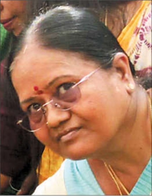 commissioner of Kundrathur municipality arrested for taking bribe of Rs.24000 to demarcate land 