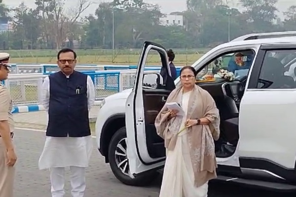 Lok Sabha Election: TMC will fight alone in West Bengal: CM Mamata Banerjee Lok Sabha Election: TMC will fight alone in West Bengal: CM Mamata Banerjee