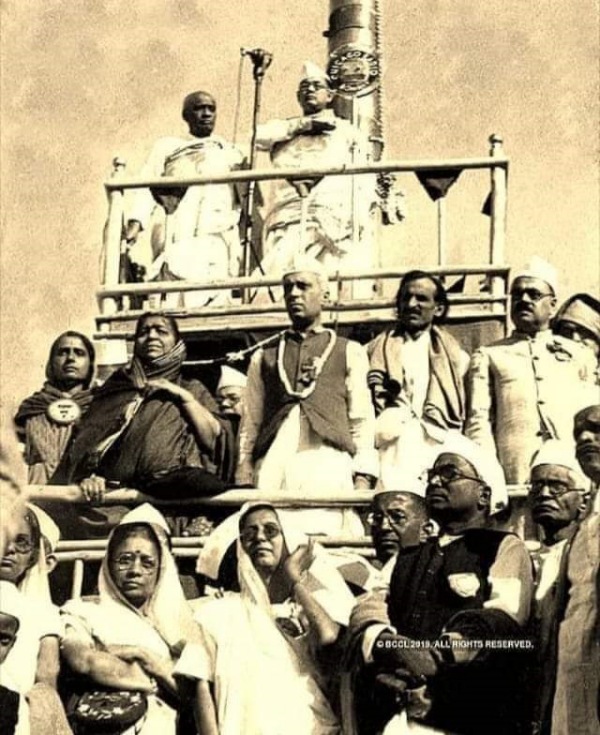 RN Ravi says Gandhi is not the father of the nation RN Ravi says Gandhi is not the father of the nation