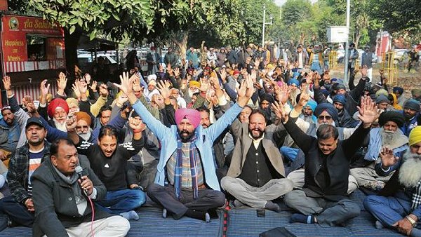 Increase in jail sentences for causing accidents Truck drivers protest against new law Increase in jail sentences for causing accidents Truck drivers protest against new law