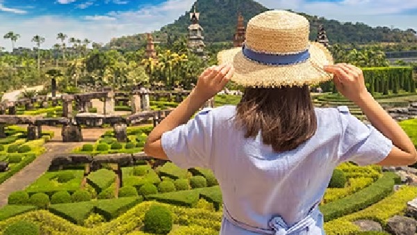 5 important things that travellers should know before going to a tour. 