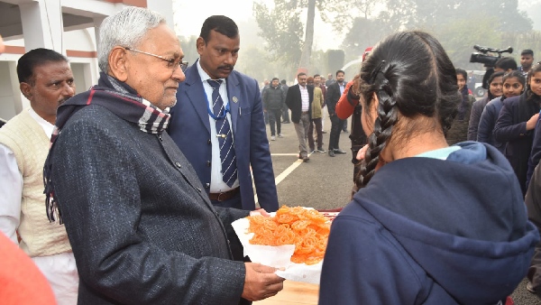 What should India alliance do to defeat Modi?