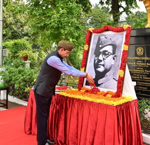 RN Ravi says Gandhi is not the father of the nation RN Ravi says Gandhi is not the father of the nation