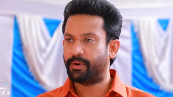 tamilum saraswathiyum serial January 3rd episode Rohini calls the Gothai family to name her child
