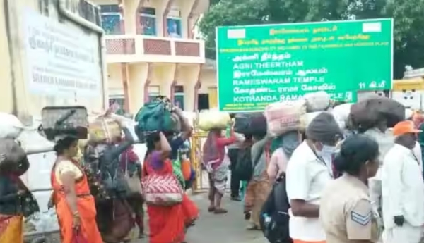 Devotees have suffered as bus service stopped due to PM Modi visit