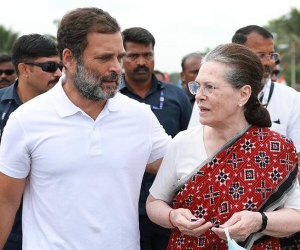 Minister Udhyanidhi Stalin meets with Sonia Gandhi and Rahul Gandhi after PM Modi in Delhi Minister Udhyanidhi Stalin meets with Sonia Gandhi and Rahul Gandhi after PM Modi in Delhi