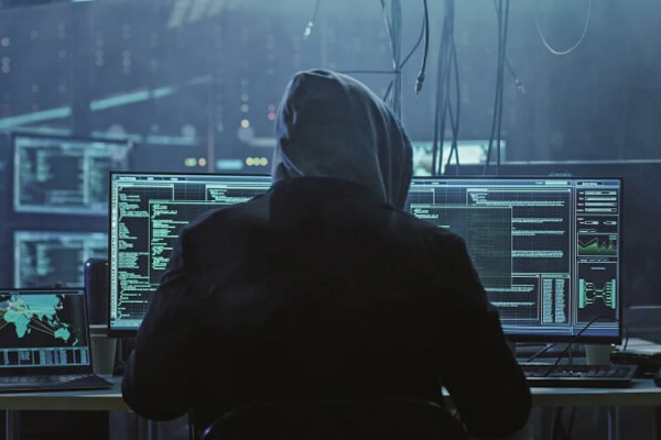 A softwar engineer from Bangalore lost Rs.48,500 for flirting with a sex worker 