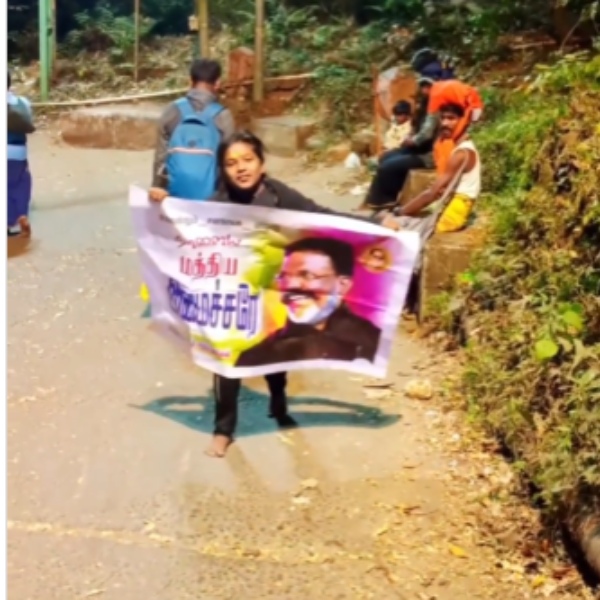 Thirumavalavan MP should become the Union Minister Girl prayer in Sabarimala Ayappan temple 