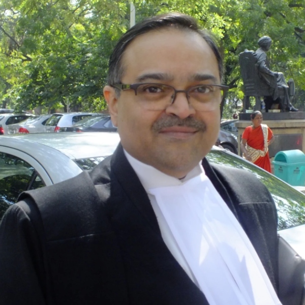 Who is the new advocate General of Tamil Nadu as Shanmuga Sundaram resigns? 