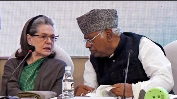 How congress trapped in BJP plan after Sonia Gandhi and Kharge to skipped Ayodhya ram Mandir Inauguration 