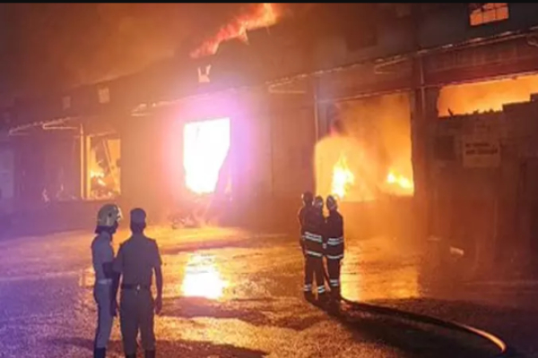 Terrible fire broke out in a chemical warehouse in puzhal chennai and what happened actually