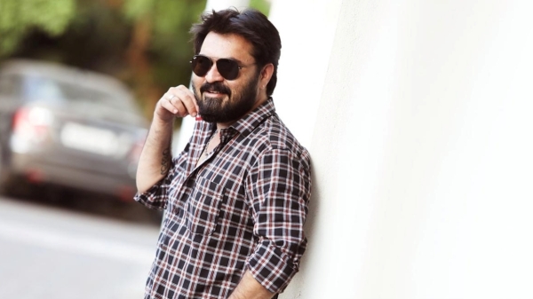 bigg boss 7 Dinesh dedicated only a few lines for Rachitha Kanne Kalaimane song 