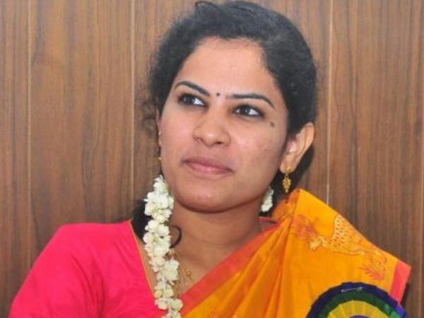 DMK prepares for Lok Sabha elections Election manifesto committee headed by Kanimozhi Mayor Priya joins DMK prepares for Lok Sabha elections Election manifesto committee headed by Kanimozhi Mayor Priya joins