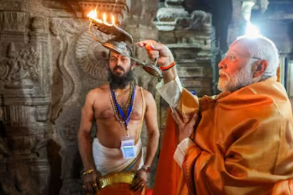 Ayodhya Ram Temple Inaguration PM Modi will be the chief yajman and will conduct rituals in garbh griha Ayodhya Ram Temple Inaguration PM Modi will be the chief yajman and will conduct rituals in garbh griha