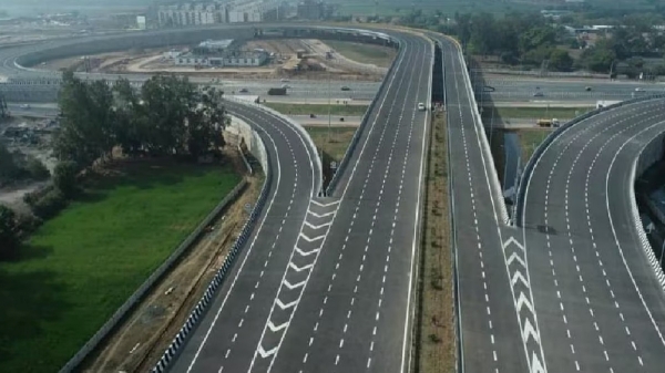 Government plans for 6,000 KM Of EV-Ready Highways On Golden Quadrilateral in few years Government plans for 6,000 KM Of EV-Ready Highways On Golden Quadrilateral in few years