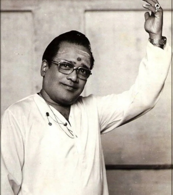 tm soundararajan shares background of murugan devotional songs ullam uruguthaiyaa 