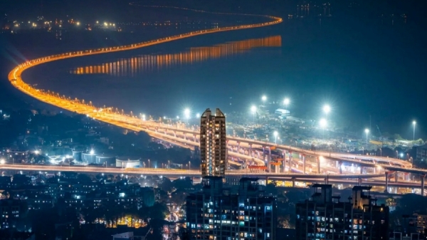  Even though Toll Fee is High Vehicle traffic is high at the Atal Setu a longest sea bridge