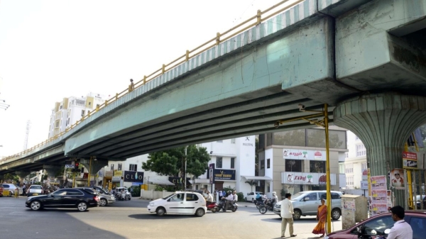 A major bridge in Chennai demolition started due to Metro Works in RK road 