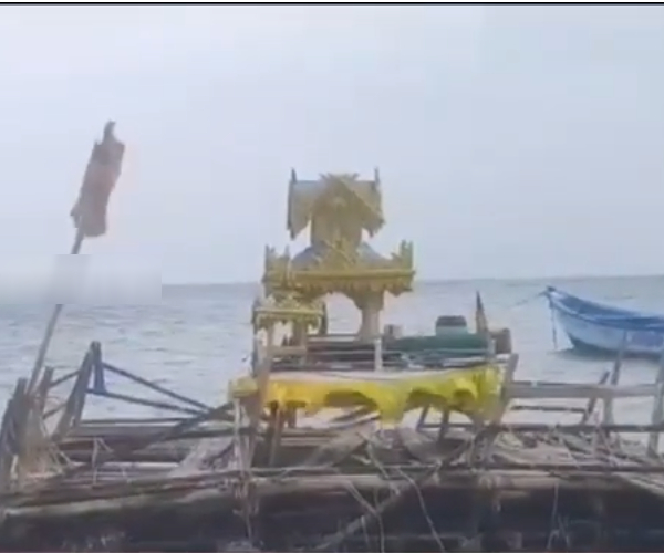 Chariot washed ashore near Rameswaram in Ramanathapuram 