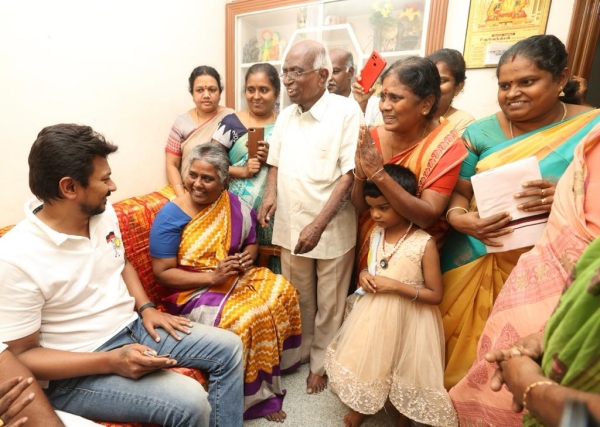 Minister Udhayanidhi thanked Madurai Puranam Ammal for donating land worth 4 crores to Govt school Minister Udhayanidhi thanked Madurai Puranam Ammal for donating land worth 4 crores to Govt school