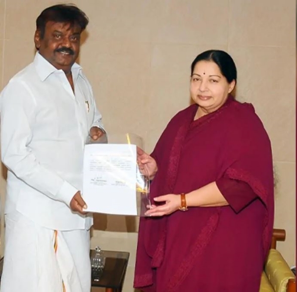 The Ex DMDK MLA Nallathambi has said that the opposition parties negotiated with him 20 crores The Ex DMDK MLA Nallathambi has said that the opposition parties negotiated with him 20 crores