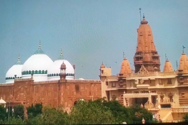 Aurangzeb dismantled Keshavdev temple which is part of Krishna Janmabhoomi temple, ASI replied to RTI question 