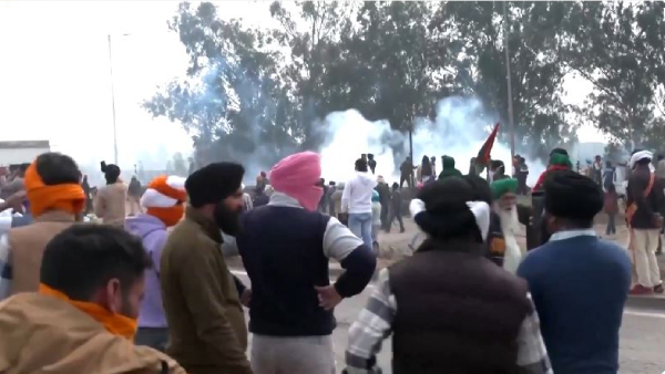 Rice famine imminent: Farmers protest in Delhi 