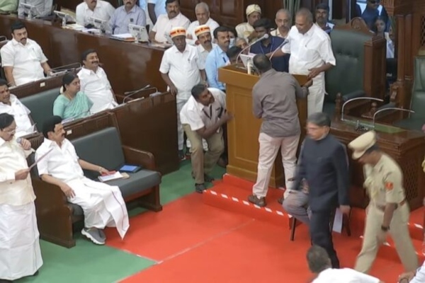  Do you know what happened to Ponmudi today when he accuses governor left last year? 