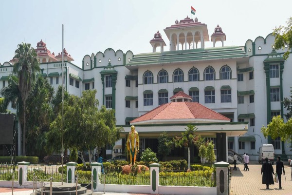 Madurai High Court bench criticizes that Hindu Munnani has become so bad that police are afraid of it 