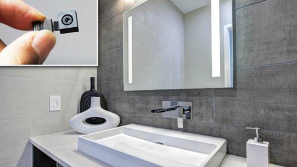 A cell phone was found on top of the womens bathroom at a private hotel on Salem 