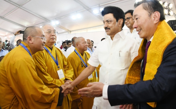 Stalin laid the foundation stone of Vinfast electric vehicle manufacturing plant in Tuticorin district with an investment of Rs 4000 crore