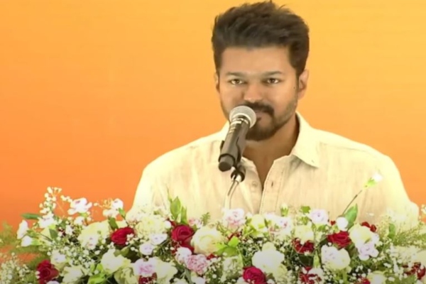 An officer who was avenged by Jayalalitha for helping Vijay An officer who was avenged by Jayalalitha for helping Vijay