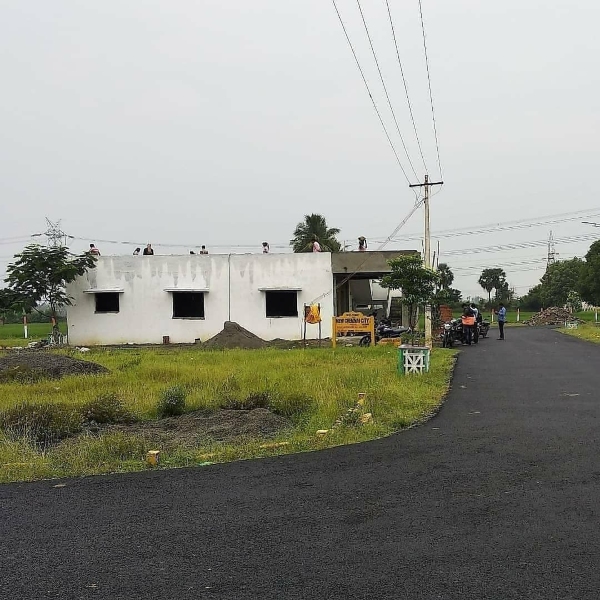 The real estate industry is booming in Kelambakkam area