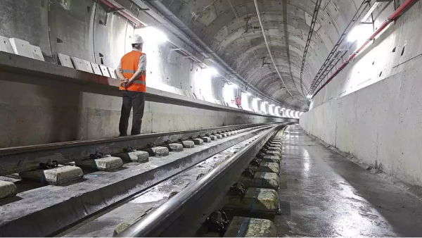 How is Chennai Metro works for underground tunnel going on in Adyar River Front 