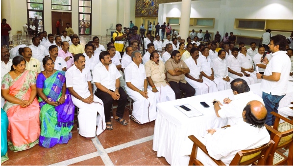 How can Udhayanidhi admit suspended persons? 