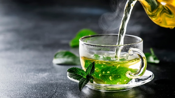 Does green tea really help you lose weight what is the truth behind it 