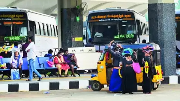  People struggle to reach Kilambakkam bus stand due to no stoppage of buses 