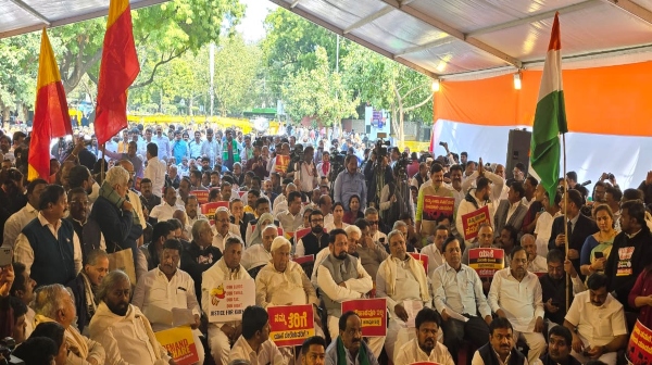 Karnataka Cong. Govt to stage protest against Union Govt in Delhi today 