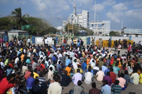 Strike in 33 villages near Ennore demanding to close Coromandel chemical plant which caused the gas leak Strike in 33 villages near Ennore demanding to close Coromandel chemical plant which caused the gas leak