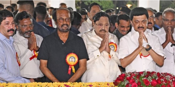 Rajini politics presents many confusions 