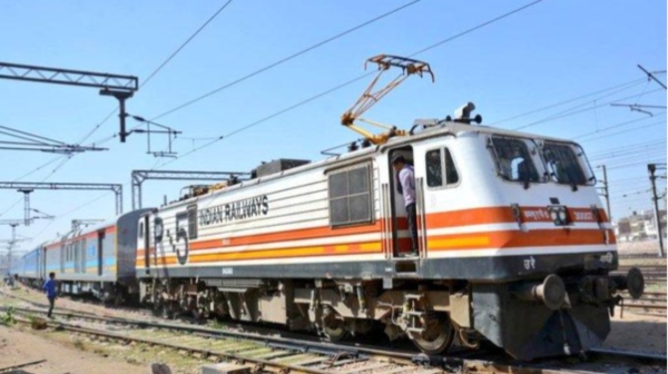 Train speed to increase to 110 kmph on Villupuram-Thanjavur main line : Southern Railway Major Good News Train speed to increase to 110 kmph on Villupuram-Thanjavur main line : Southern Railway Major Good News
