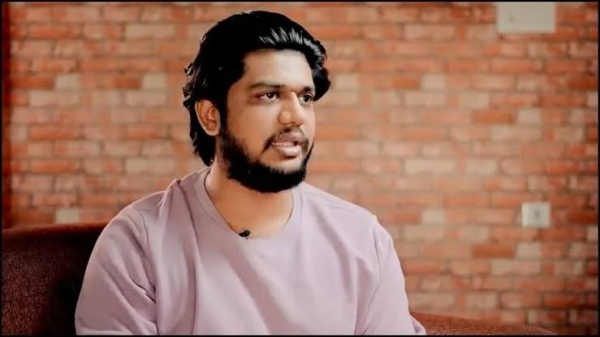 bigg boss abhishek raja who posted girlfriends photo