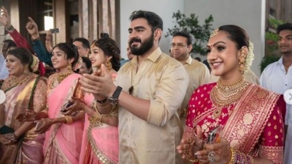  when Rajinikanth blessed Vijayakumar granddaughter 