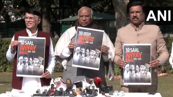 Cong. to release Black Paper against PM Modi Govts White Paper 