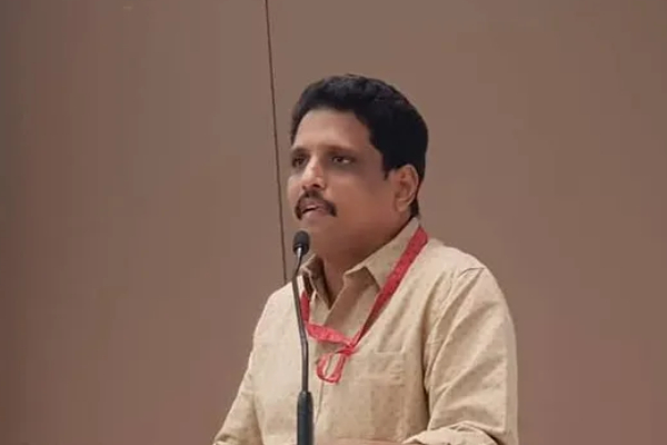 Su Venkatesan MP accuses women of diminishing importance in corporates 