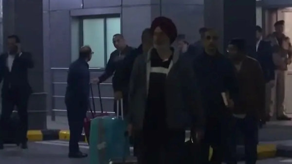 Qatar Releases 8 Jailed Navy Veterans, 7 Back In India 