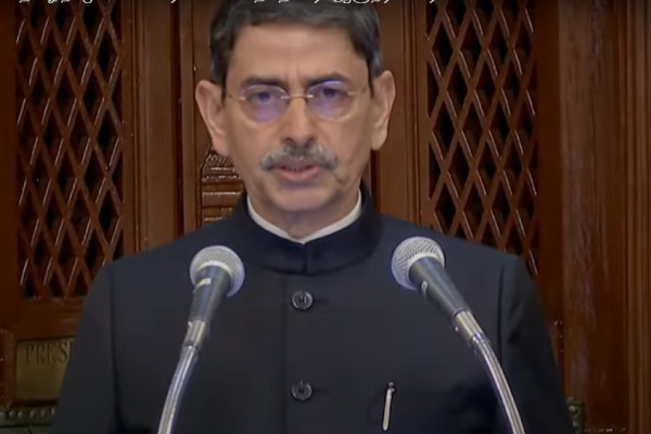 Tamil Nadu Assembly budget : Speaker Appavu took over the house as Governor RN Ravis did not complete his speech Tamil Nadu Assembly budget : Speaker Appavu took over the house as Governor RN Ravis did not complete his speech