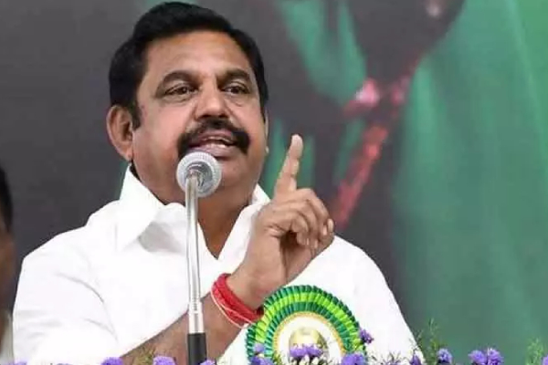 Actress Gautami joins in ADMK infront of Edappadi Palanisamy 