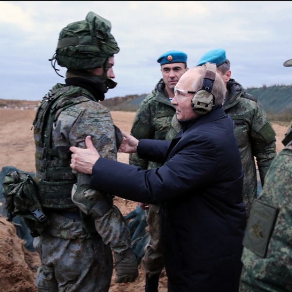 The central government is hopeful that Indians trapped by the Russian army will be rescued soon The central government is hopeful that Indians trapped by the Russian army will be rescued soon