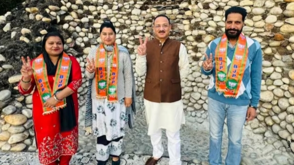 Big Setback for AAP as 3 councillors join BJP in Chandigarh ahead of Supreme Court hearing 